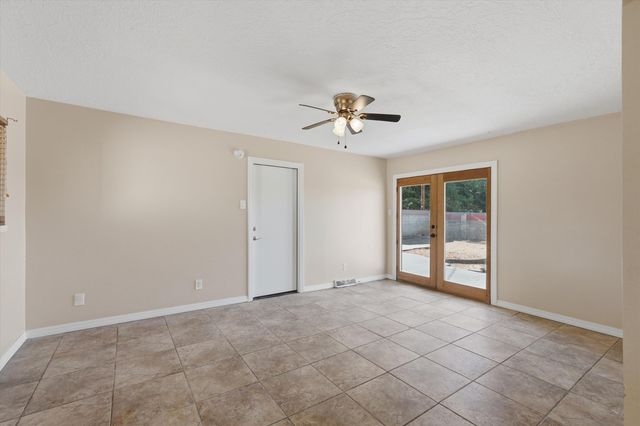 10220 San Gabriel Road NE, Albuquerque, NM 87111