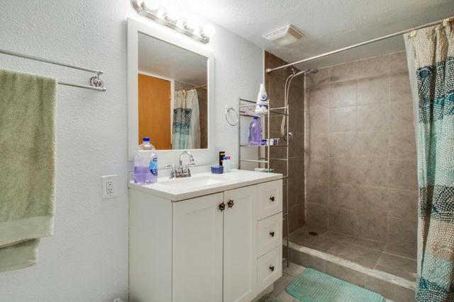 2904 E Columbia Ave, Spokane, WA 99208