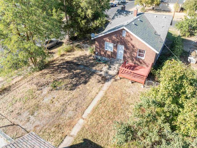 2904 E Columbia Ave, Spokane, WA 99208