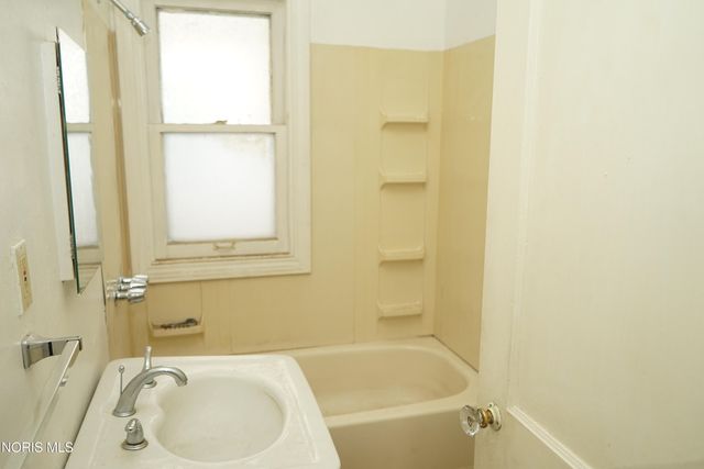 345 Melrose Avenue, Toledo, OH 43610