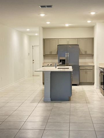 1204 DEEPWATER CIRCLE, Eagle Lake, FL 33839