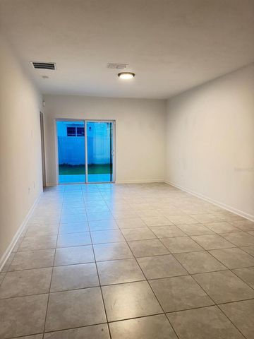 1204 DEEPWATER CIRCLE, Eagle Lake, FL 33839