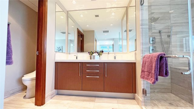 1555 Kapiolani Boulevard 910, Honolulu, HI 96814