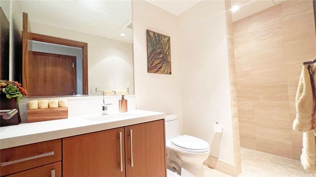 1555 Kapiolani Boulevard 910, Honolulu, HI 96814