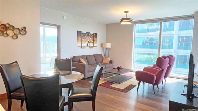 1555 Kapiolani Boulevard 910, Honolulu, HI 96814