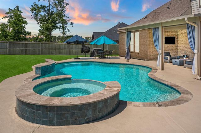 41043 Kimber Lane, Magnolia, TX 77354