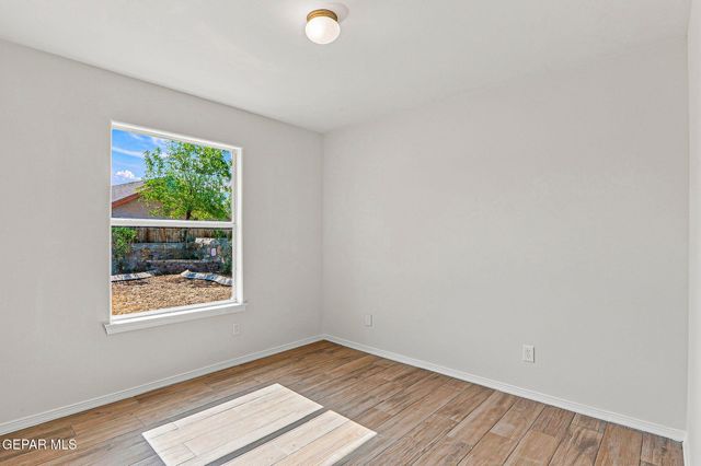 3229 PERLA POINT Drive, El Paso, TX 79938