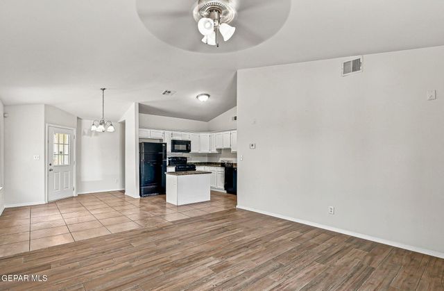 3229 PERLA POINT Drive, El Paso, TX 79938