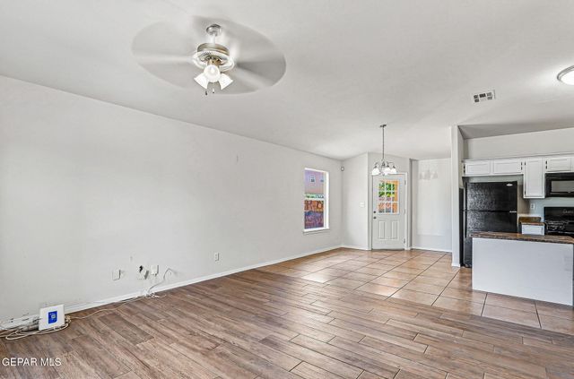 3229 PERLA POINT Drive, El Paso, TX 79938