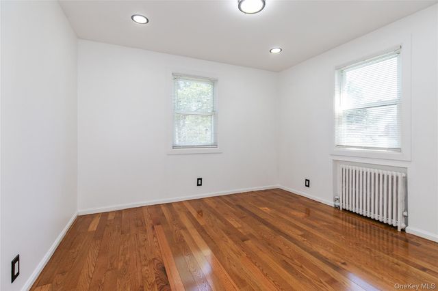 329 E Euclid Street, Valley Stream, NY 11580