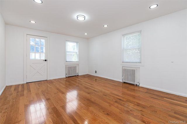 329 E Euclid Street, Valley Stream, NY 11580