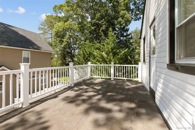 329 E Euclid Street, Valley Stream, NY 11580
