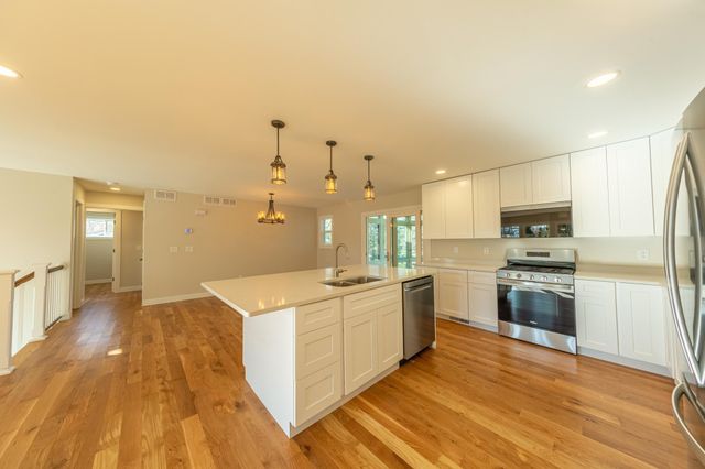 1250 13th Street NW, New Brighton, MN 55112