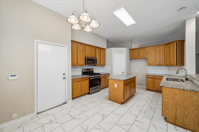 11707 Mesa Wells Drive, Tomball, TX 77377