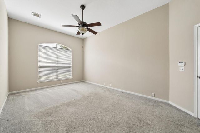 11707 Mesa Wells Drive, Tomball, TX 77377