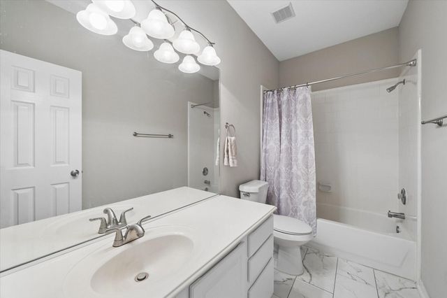 11707 Mesa Wells Drive, Tomball, TX 77377