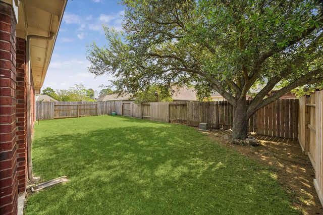 11707 Mesa Wells Drive, Tomball, TX 77377