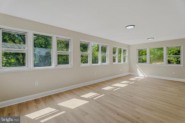 6681 LOCH HILL RD, Baltimore, MD 21239