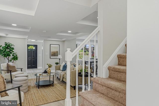 6681 LOCH HILL RD, Baltimore, MD 21239