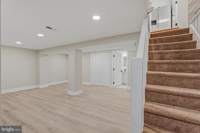 6681 LOCH HILL RD, Baltimore, MD 21239