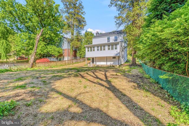 6681 LOCH HILL RD, Baltimore, MD 21239