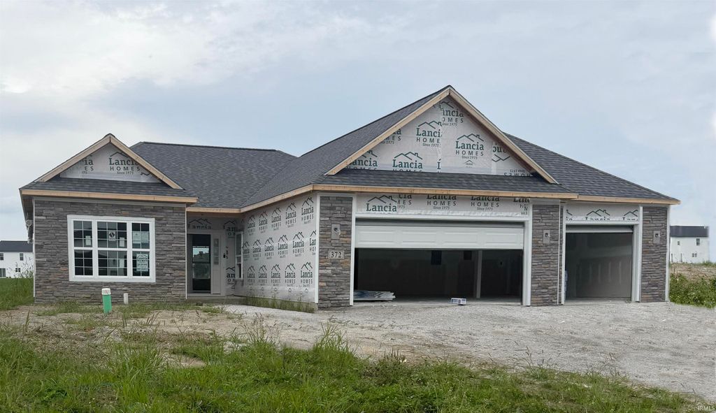 372 Calabria Way, Fort Wayne, IN 46814
