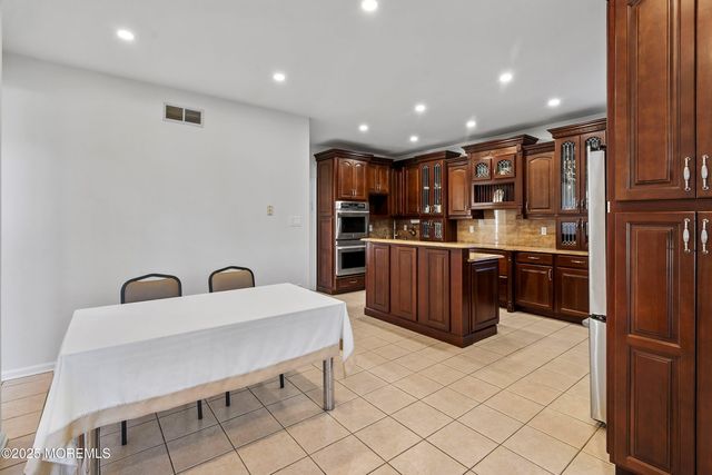 1196 Arcadia Drive, Toms River, NJ 08755