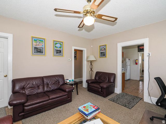 266 E FORT BLVD, Midvale, UT 84047
