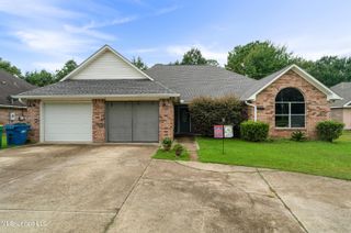 3425 Beachview Drive, Ocean Springs, MS 39564