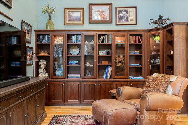 31 Piccadilly Place, Brevard, NC 28712