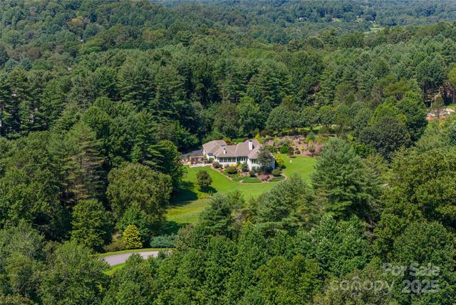 31 Piccadilly Place, Brevard, NC 28712