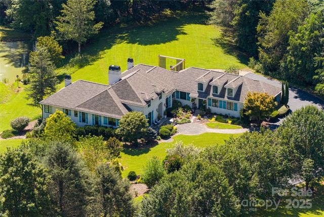 31 Piccadilly Place, Brevard, NC 28712