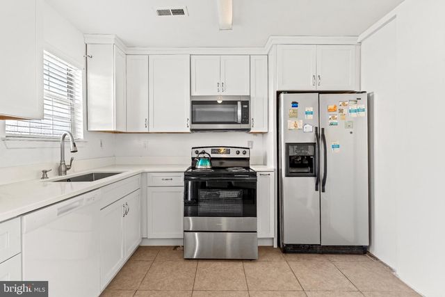 6671 MUSGRAVE ST, Philadelphia, PA 19119