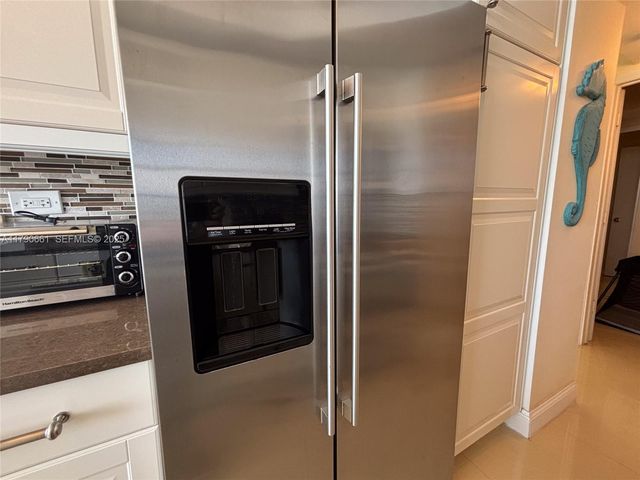 251 174th Street 2219, Sunny Isles Beach, FL 33160