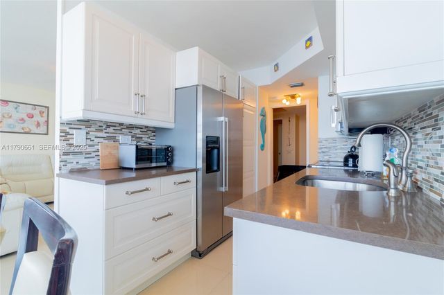 251 174th Street 2219, Sunny Isles Beach, FL 33160