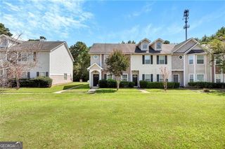 8662 Thomas Road, Riverdale, GA 30274