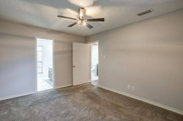 1206 Riverchase Lane 251, Arlington, TX 76011