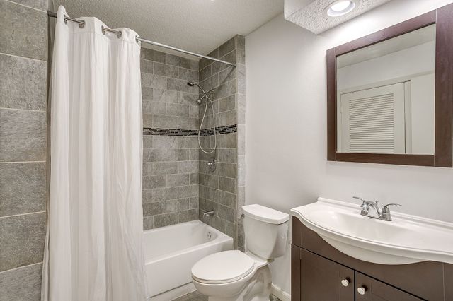 1206 Riverchase Lane 251, Arlington, TX 76011