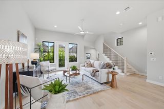 1715 Bologna Lane, Houston, TX 77055