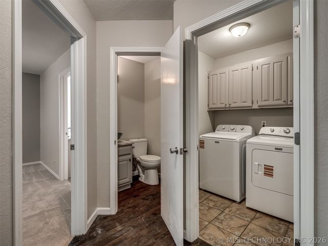 12006 S Forest Place, Jenks, OK 74037