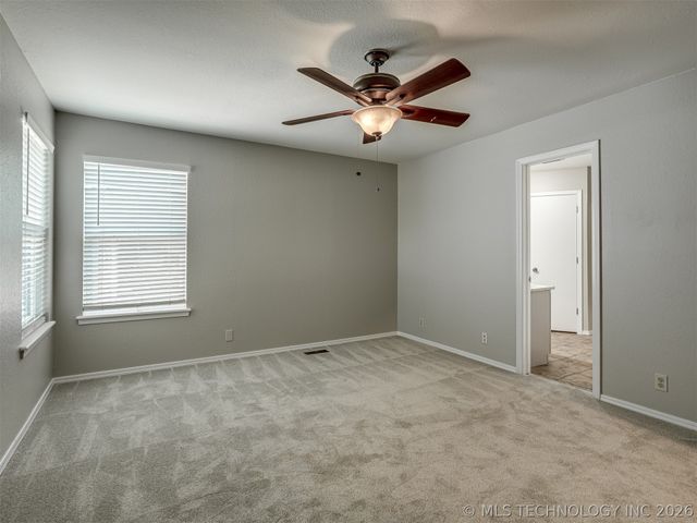 12006 S Forest Place, Jenks, OK 74037