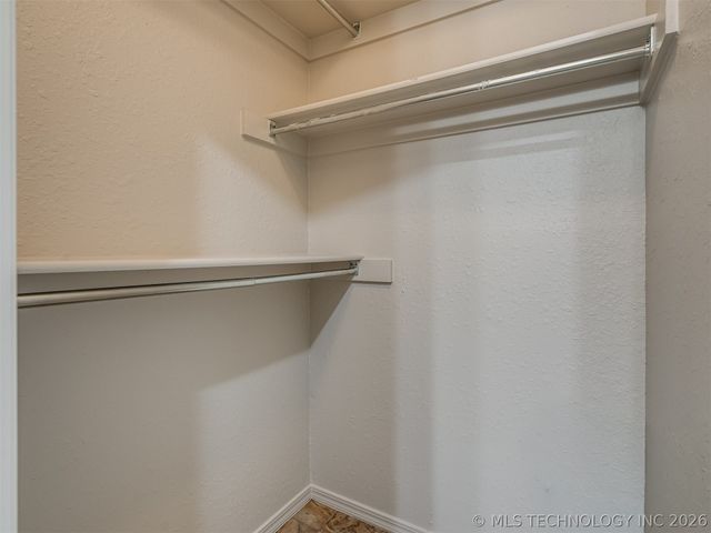 12006 S Forest Place, Jenks, OK 74037