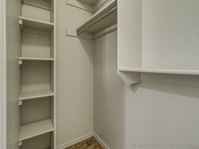 12006 S Forest Place, Jenks, OK 74037