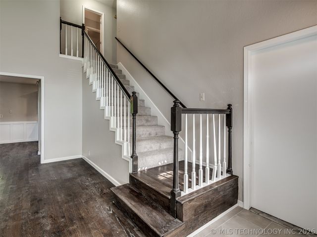 12006 S Forest Place, Jenks, OK 74037