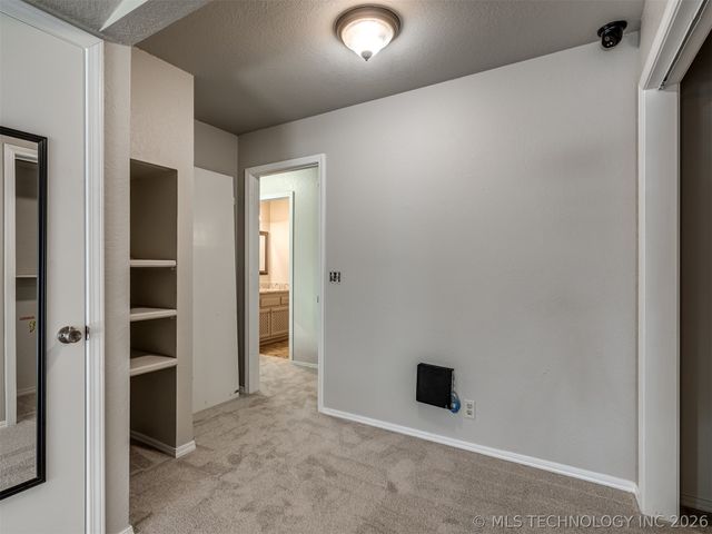 12006 S Forest Place, Jenks, OK 74037