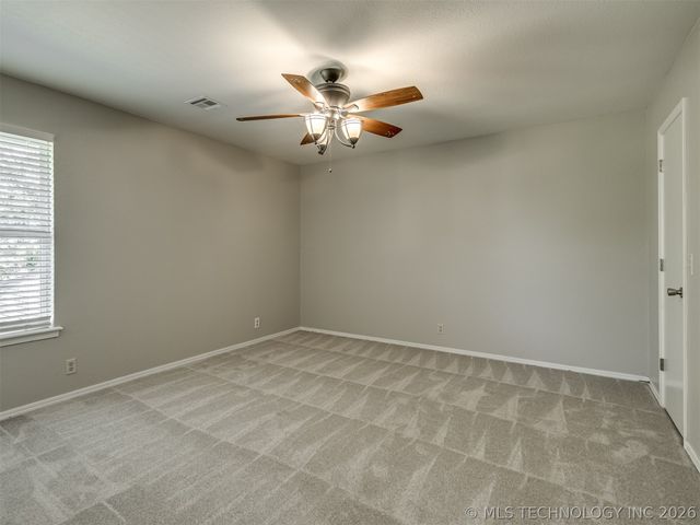 12006 S Forest Place, Jenks, OK 74037