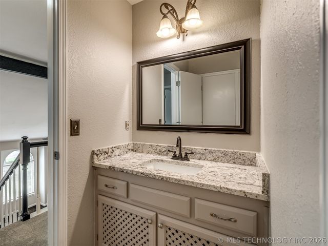 12006 S Forest Place, Jenks, OK 74037