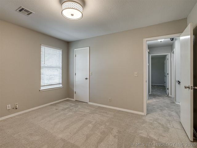 12006 S Forest Place, Jenks, OK 74037