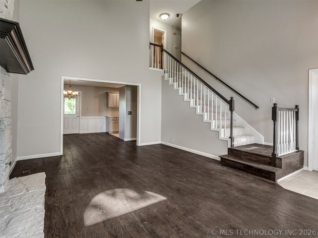 12006 S Forest Place, Jenks, OK 74037