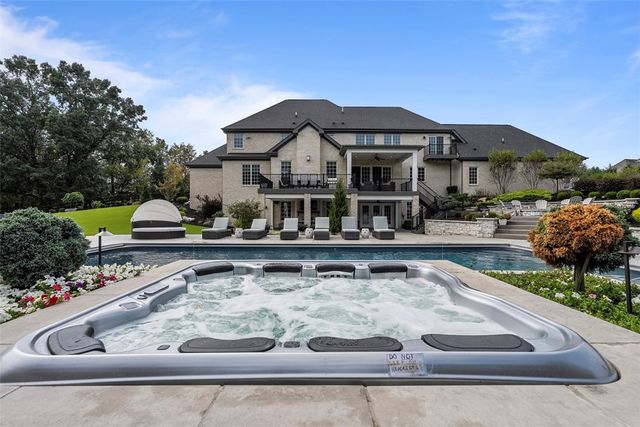 111 HEAVEN LANE, Adams Twp, PA 16046